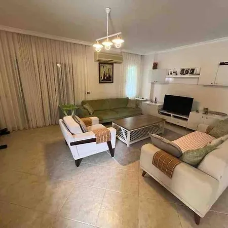 בית נופש Alacati Carsida, Oezel Havuzlu 4 Odali